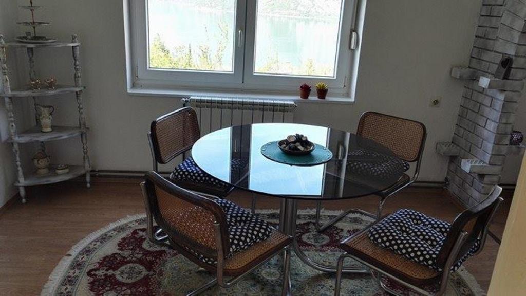 Apartment Rose Garden Risan Εξωτερικό φωτογραφία